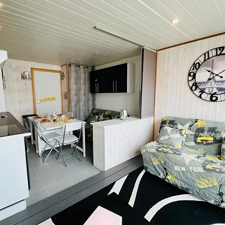 Amigos - Confort Proche De La Apartmán